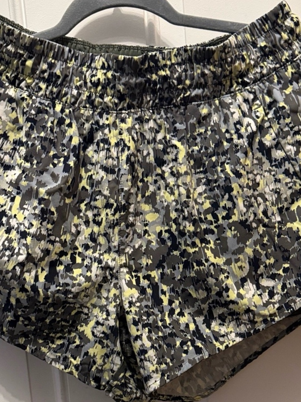 Layer 8 Women's Yellow and Gray Abstract Print Athletic Shorts
